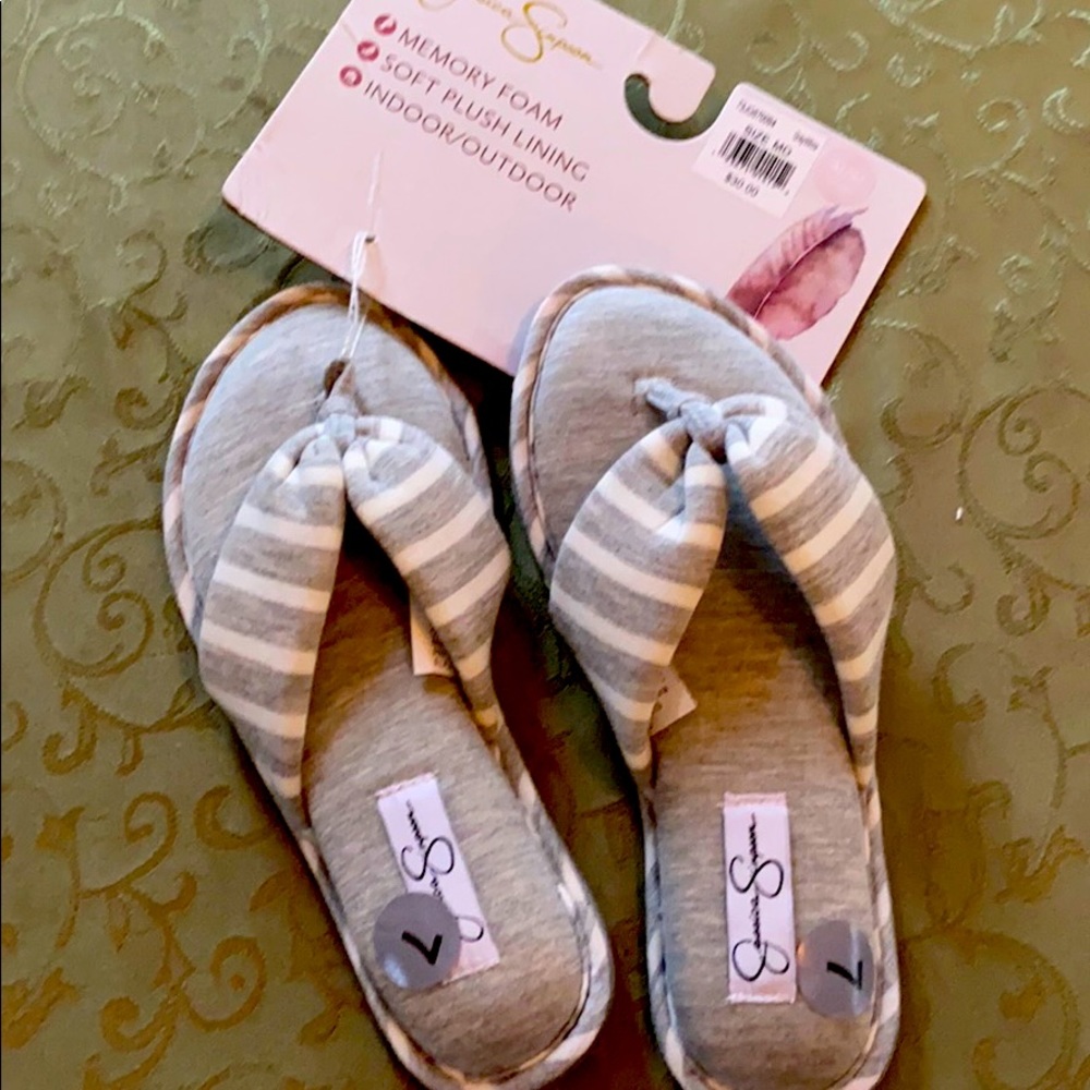 NWT Jessica Simpson Slippers